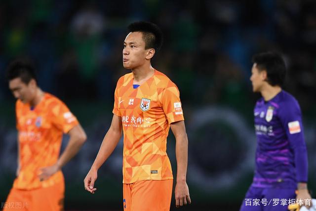 莱万加入欧冠百球俱乐部 进球效率比梅西C罗更高
