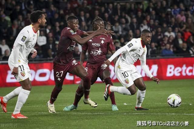 莱奥：米兰是我家我想留下来 合同还一年正在谈